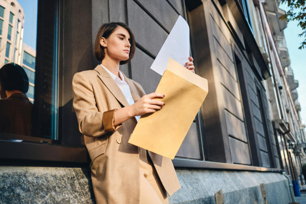 Serving legal documents across international borders